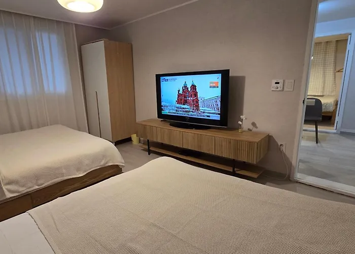 Апартаменты Howl's House Сеул
